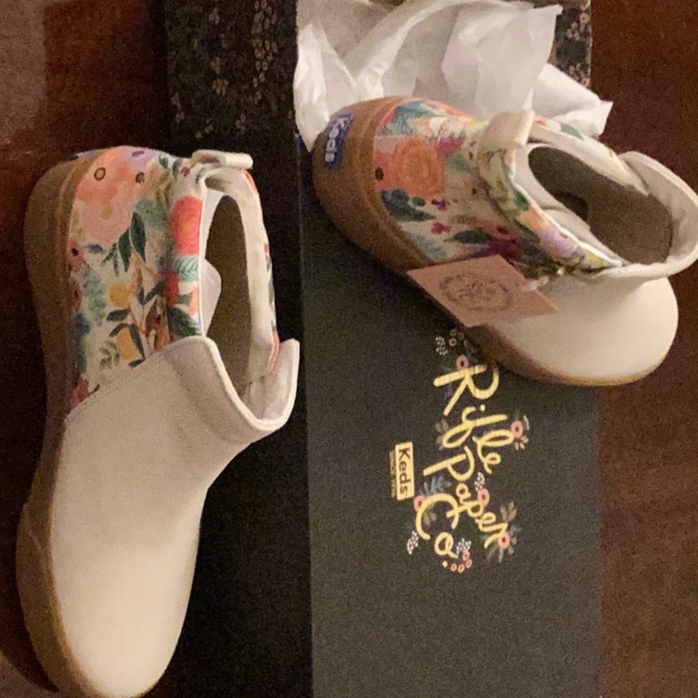 Keds x Rifle Paper Co. women’s 9.5 mid-top platform suede & floral shoes. New.